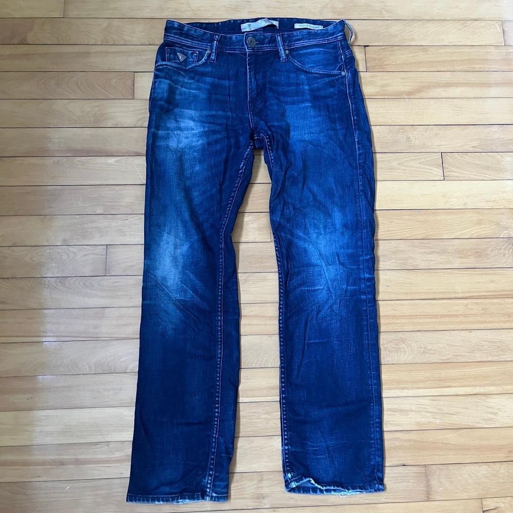Guess Los Angeles Regular Straight Leg Blue Jeans Mens 30x30 Medium Wash